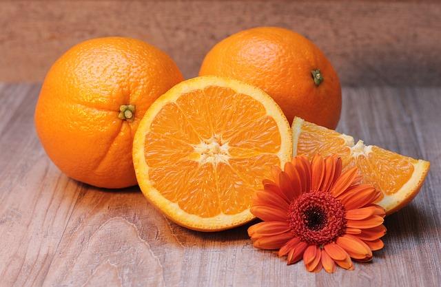 -‍ Jak poznat, kdy je vitamín C po expiraci stále⁢ bezpečný k ‍užití